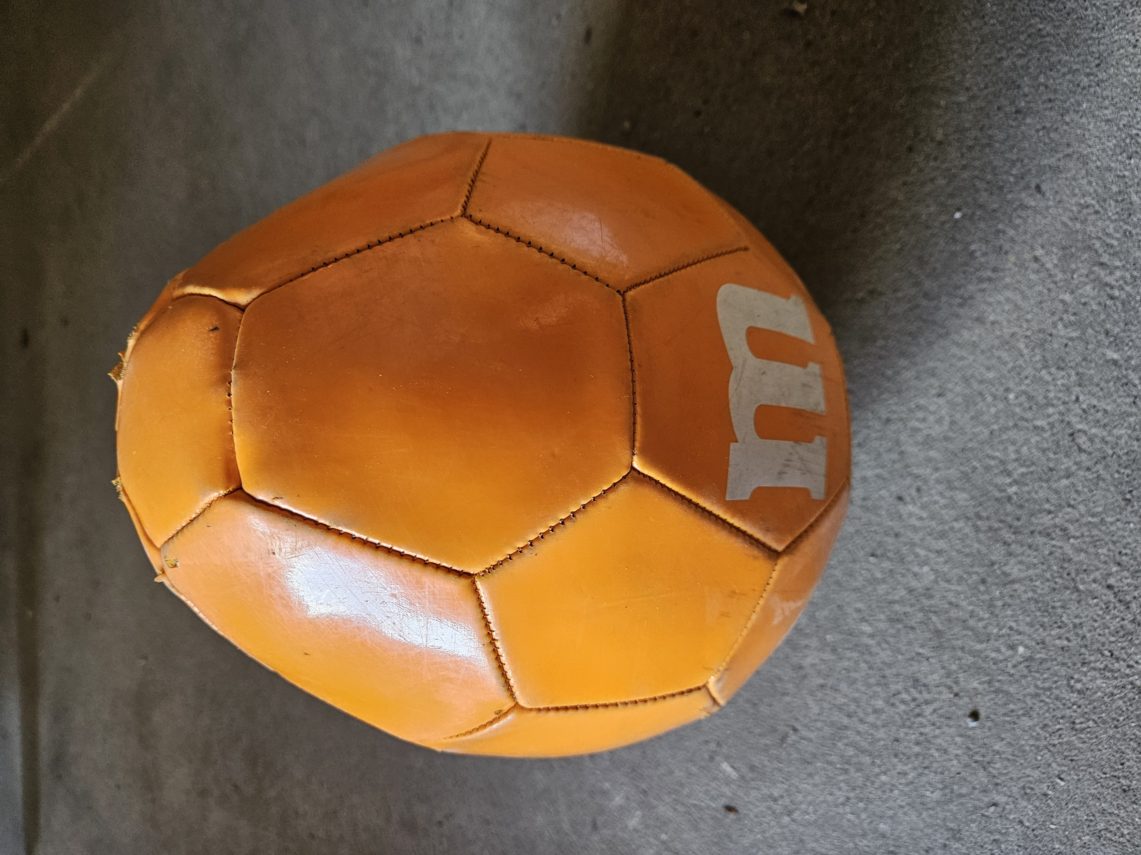 Peanutball